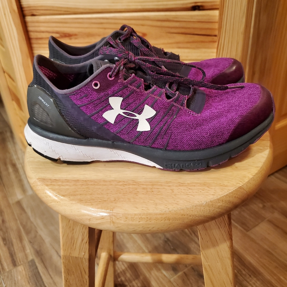 Under Armour Women's Charge Bandit Running Shoe/Sneaker Size 9.5